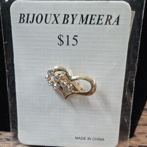 Gold Tone Heart Brooch‎